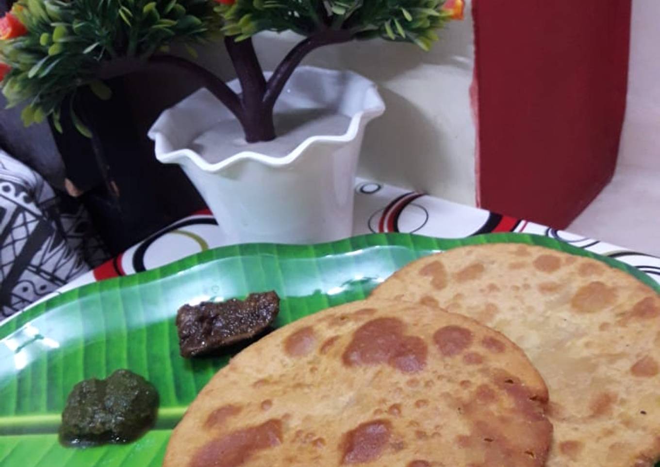 Daal stuffing with besan kachori