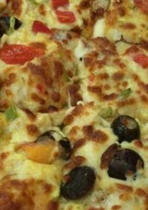 صورة لوصفة بيتزا بتونه وجبن 😍
