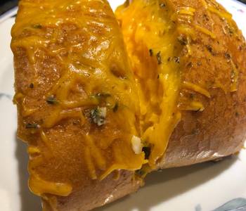 Ultimate Serving Recipe Grilled Italian  Garlic  Cheese  Stuffed Bread  Delicious Perfect