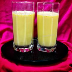 A picture of Dry fruits milkshake.