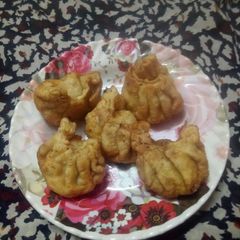 A picture of Fried chicken momo.