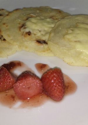 Una foto de Tortillas de maíz con queso al gratín