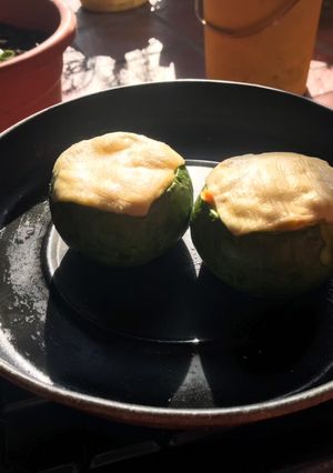 Una foto de Zapallitos verdes con caballas y queso