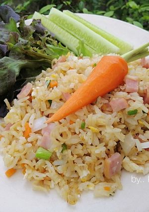 รูปของ ข้าวผัดมาม่า(ข้าวผัดบะหมี่กึ่งสำเร็จ​รูป)​