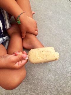 Una foto de Helado de avellana (en molde Lékué)