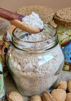 Una foto de Harina de almendras desde bagazo u okara de "leche" de almendras ♻️ receta de aprovechamiento ♻️