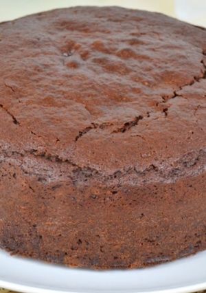 Una foto de Bizcocho de yogur y chocolate Riquísimo