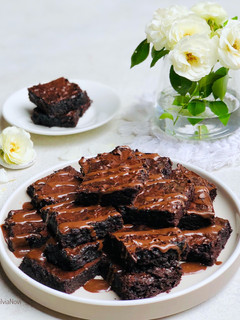 Foto resep Fudgy Brownies Tower