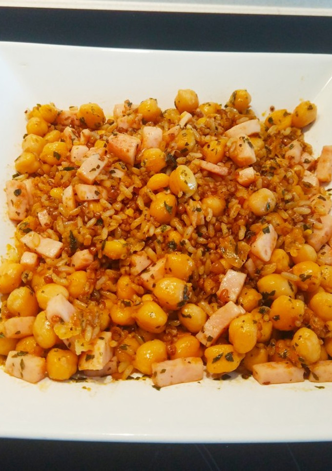 Una foto de Arroz con quinoa y garbanzos