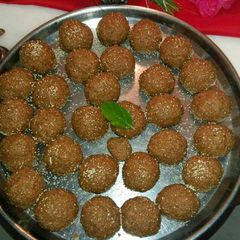 A picture of Churma ladoo.