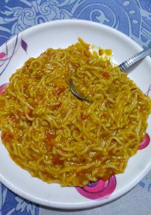A picture of Maggi in microwave.