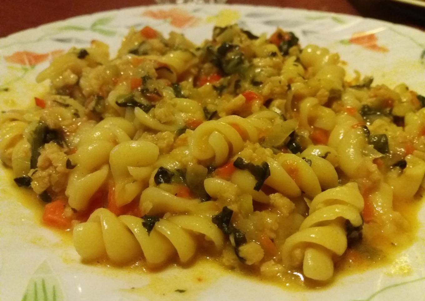 One-pot-pasta con vegetales y proteína de soja