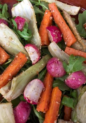 A picture of Warm Spring salad with roasted radishes, carrots and fennel - vegan.