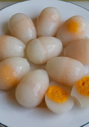 Hình của món Hột Vịt Chay Luộc.