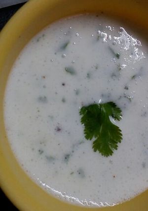 A picture of Mint Coriander Raita.