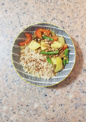 A picture of Citrus beef curry.