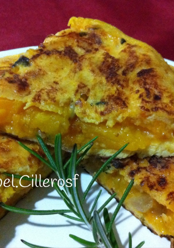 Una foto de Tortilla de calabaza y cebolla