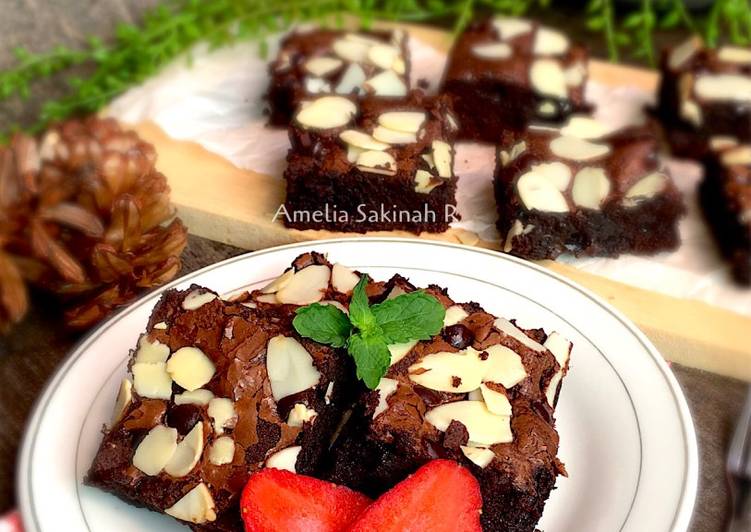 Chocolate Fudgy Brownies Gluten Free