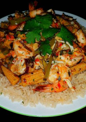 A picture of Mike's Garlic Shrimp & Crab Meat In Sweet Chili Sauce.