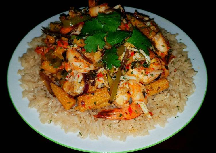 Recipe of Yummy Mike's Garlic Shrimp & Crab Meat In Sweet Chili Sauce