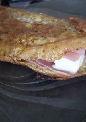 Una foto de Omelette de jamón y queso