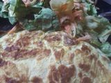 Omelette con ensalada saludable