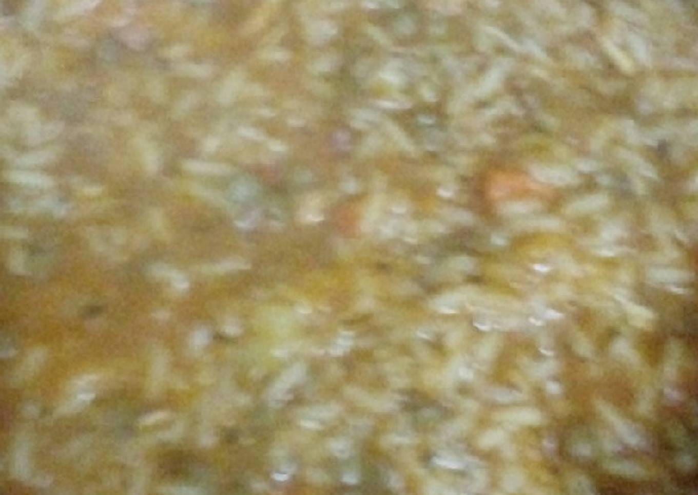 Guiso de arroz con pollo y demás