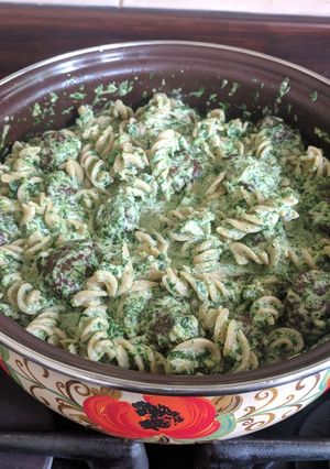 A picture of Spinach and Meatballs pasta.
