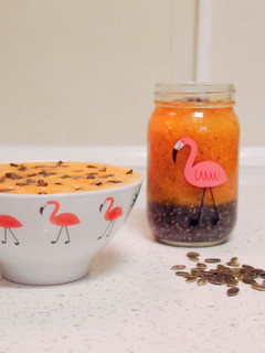 Una foto de Smoothie tropical con chía