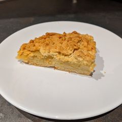 A picture of Apple pear pie.