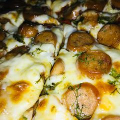A picture of Pizzzzzaaaaaa.
