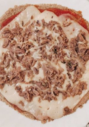 Una foto de Pizza de avena en la sartén