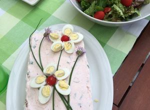 Una foto de Lasaña fría de salmón y atún