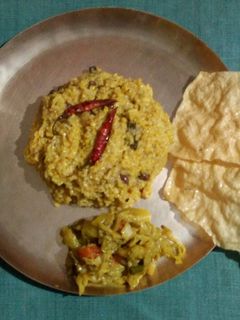 ভুনা খিচুড়ি (Bhuna Kichuri recipe in bengali) রেসিপির প্রধান ছবি