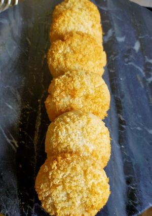 A picture of Coconut Cookies.