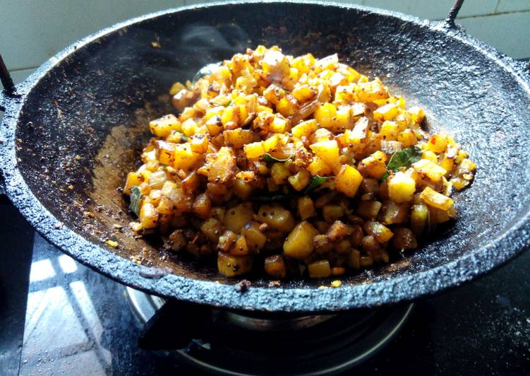Recipe of Delicious South Indian style plantain stir fry / Vaazhakai Karamadhu
