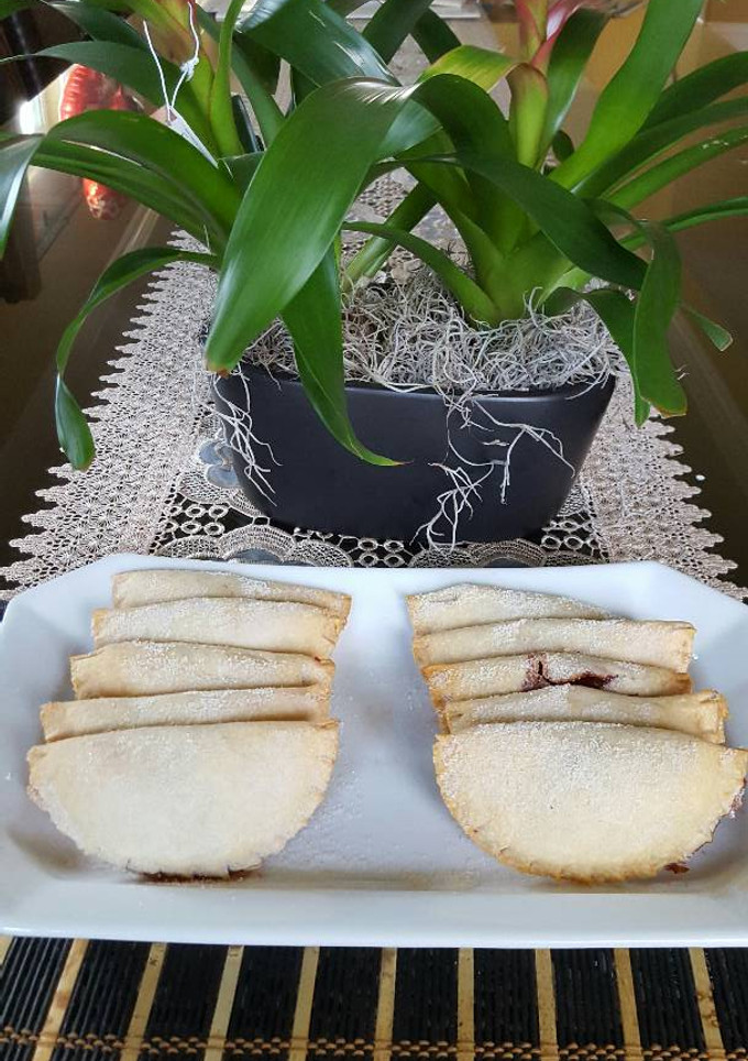 Una foto de Empanadas con relleno de fresa