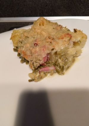 Une photo de Gratin de pommes de terre, haricots, lardons
