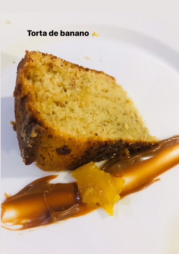 Una foto de Torta de banano casera