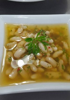 Una foto de Porotos a la provenzal