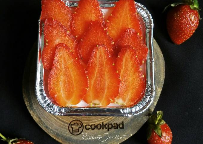 Resep Silky Puding Strawberry yang Enak Banget