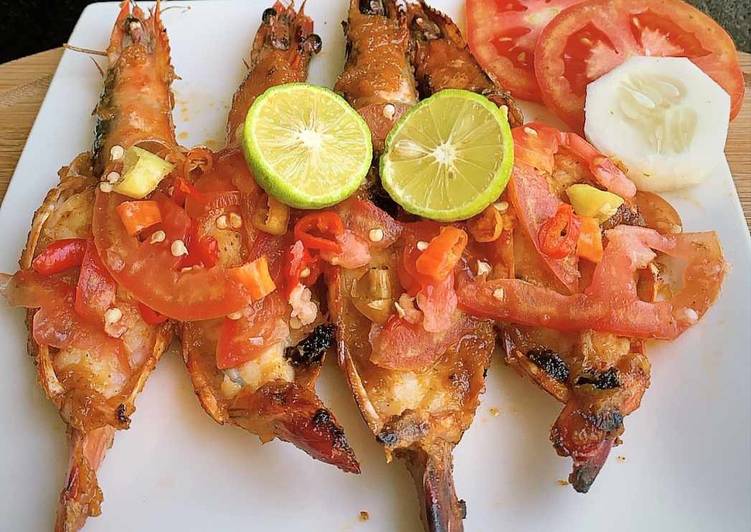 Udang bakar jimbaran dengan sambal goang wajib recook ππ»