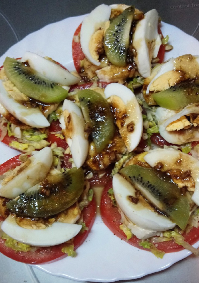 Una foto de Ensalada de tomate y mozzarella