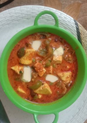 A picture of Paneer butter Masala.
