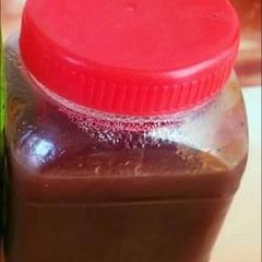 A picture of Imli or khajoor Ki chatni.
