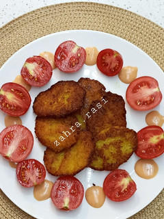 عکسی از دستور کتلت سیب زمینی و گوشت ترد و چیپسی