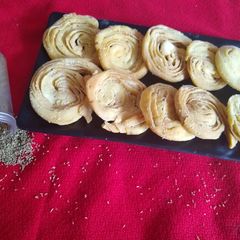 A picture of Khasta khara kachori.