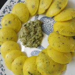 Kanchipuram idli A picture of Kanchipuram idli.