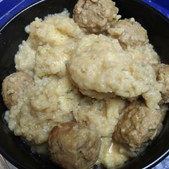 A picture of Meatballs and Dumplings.