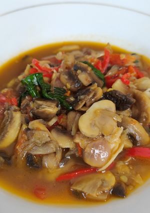 Foto resep Tumis jamur kancing daun kemangi